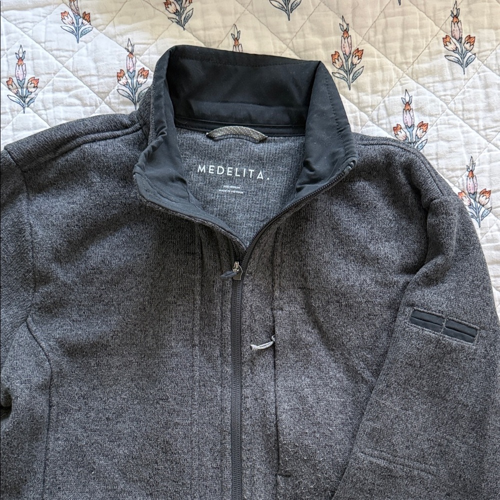 Women’s Gray Scrub Jacket